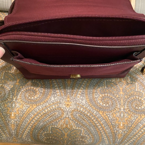 FOSSIL crossbody - Picture 6 of 11